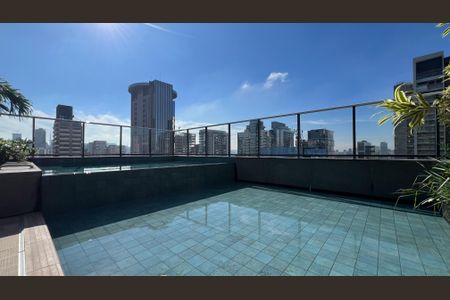Studio à venda com 26m², 1 quarto e sem vagaÁrea comum - Piscina