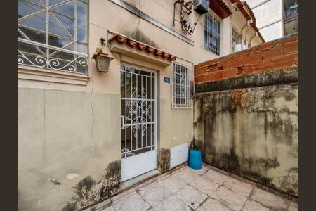 Apartamento à venda com 92m², 2 quartos e sem vagaÁrea comum