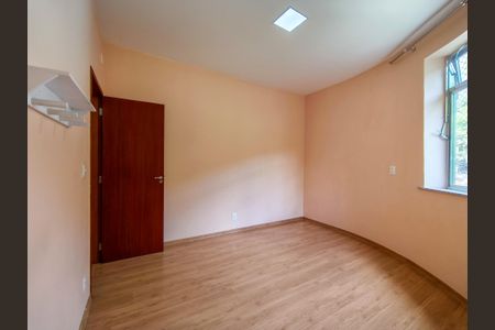 Apartamento à venda com 92m², 2 quartos e sem vagaQuarto 1