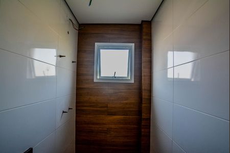 Apartamento à venda com 86m², 2 quartos e 1 vaga Apartamento à venda com 86m², 2 quartos e 1 vagaBanheiro da Suíte