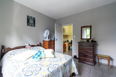 Casa à venda com 270m², 4 quartos e 2 vagas Casa à venda com 270m², 4 quartos e 2 vagasSuíte 1