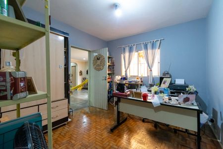 Casa à venda com 270m², 4 quartos e 2 vagas Casa à venda com 270m², 4 quartos e 2 vagasQuarto 2 da casa 2