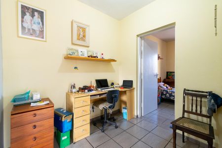 Casa à venda com 270m², 4 quartos e 2 vagas Casa à venda com 270m², 4 quartos e 2 vagasHall dos Quartos