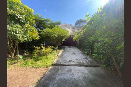 Casa de condomínio à venda com 176m², 2 quartos e 2 vagasGaragem