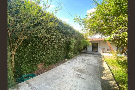 Casa de condomínio à venda com 176m², 2 quartos e 2 vagasGaragem