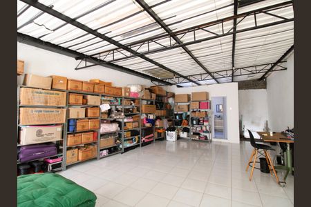 Casa de condomínio à venda com 176m², 2 quartos e 2 vagasTerraço