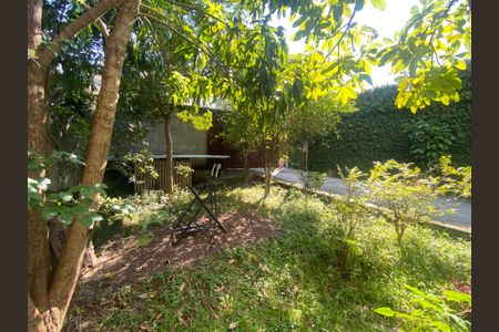 Casa de condomínio à venda com 176m², 2 quartos e 2 vagasJardim