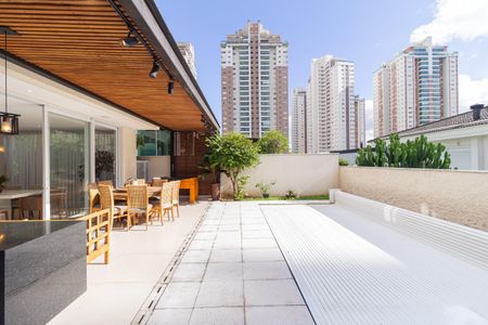 Casa de condomínio à venda com 370m², 4 quartos e 4 vagasQuintal