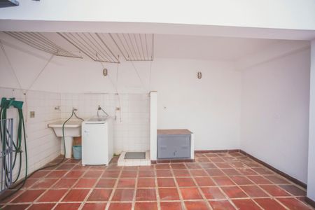 Casa para alugar com 167m², 3 quartos e 2 vagasÁrea de Serviço