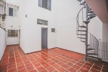 Casa para alugar com 167m², 3 quartos e 2 vagasQuintal