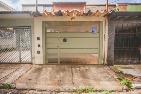 Casa para alugar com 167m², 3 quartos e 2 vagasFachada