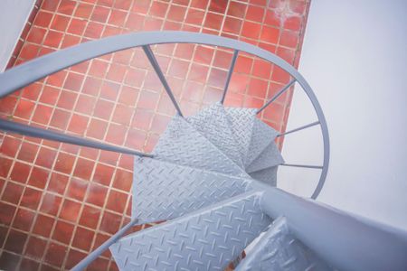 Casa para alugar com 167m², 3 quartos e 2 vagasEscadas