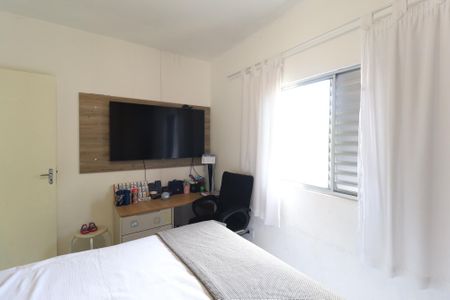 Casa à venda com 250m², 8 quartos e 4 vagasQuarto 2 casa 1