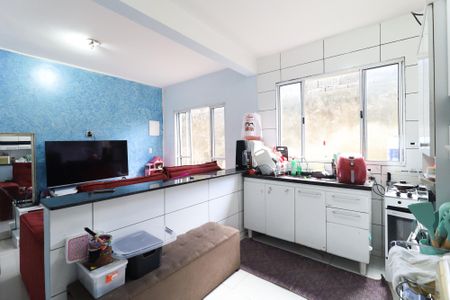 Casa à venda com 250m², 8 quartos e 4 vagasSala / Cozinha casa 2