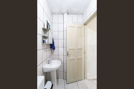 Casa à venda com 250m², 8 quartos e 4 vagasBanheiro 2 casa 1