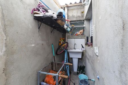 Casa à venda com 250m², 8 quartos e 4 vagasÁrea de serviço casa 2