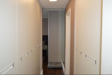 Apartamento para alugar com 198m², 3 quartos e 4 vagasCloset da Suíte 1