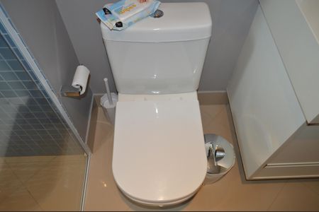 Apartamento para alugar com 198m², 3 quartos e 4 vagasBanheiro da Suíte 2