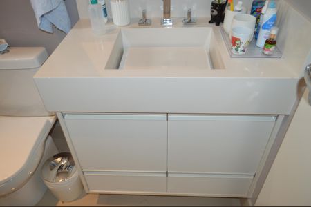 Apartamento para alugar com 198m², 3 quartos e 4 vagasBanheiro da Suíte 2