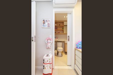 Casa de condomínio à venda com 108m², 2 quartos e 2 vagasSuíte 2