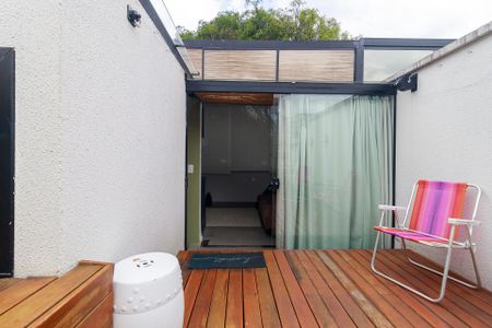 Casa de condomínio à venda com 108m², 2 quartos e 2 vagasTerraço