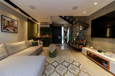 Casa de condomínio à venda com 108m², 2 quartos e 2 vagasSala