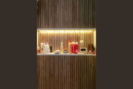 Casa de condomínio à venda com 108m², 2 quartos e 2 vagasSuíte 1 - Banheiro