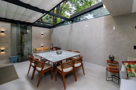 Casa de condomínio à venda com 108m², 2 quartos e 2 vagasCozinha