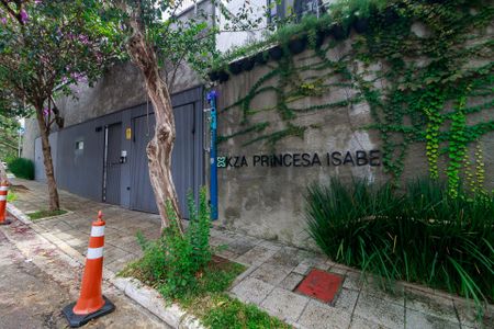Casa de condomínio à venda com 108m², 2 quartos e 2 vagasFachada