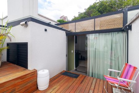 Casa de condomínio à venda com 108m², 2 quartos e 2 vagasTerraço