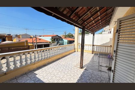 Casa à venda com 210m², 3 quartos e 3 vagas Casa à venda com 210m², 3 quartos e 3 vagasVaranda da Sala