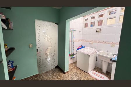 Casa à venda com 210m², 3 quartos e 3 vagas Casa à venda com 210m², 3 quartos e 3 vagasÁrea de Serviço - Despensa