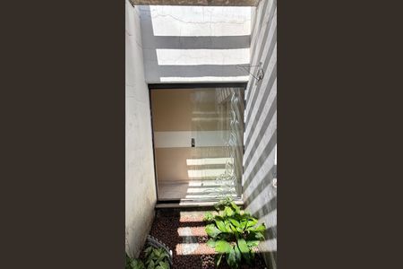 Casa à venda com 210m², 3 quartos e 3 vagas Casa à venda com 210m², 3 quartos e 3 vagasJardim de Inverno