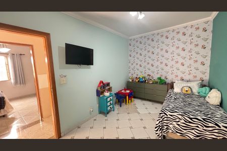 Casa à venda com 210m², 3 quartos e 3 vagas Casa à venda com 210m², 3 quartos e 3 vagasQuarto 1