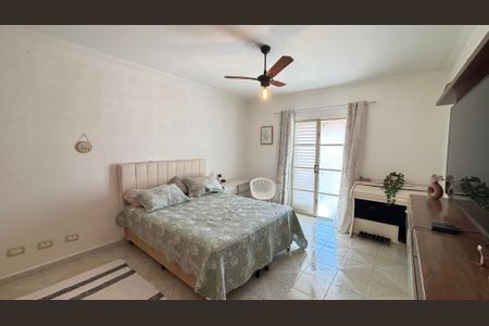 Casa à venda com 210m², 3 quartos e 3 vagas Casa à venda com 210m², 3 quartos e 3 vagasQuarto 2