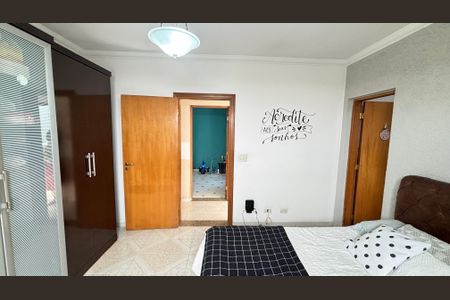 Casa à venda com 210m², 3 quartos e 3 vagas Casa à venda com 210m², 3 quartos e 3 vagasSuíte