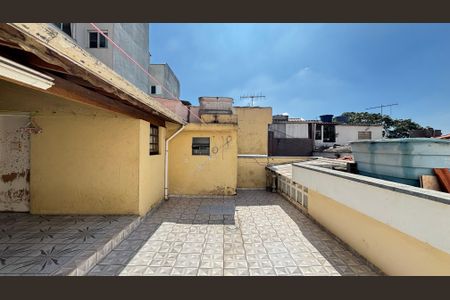 Casa à venda com 210m², 3 quartos e 3 vagas Casa à venda com 210m², 3 quartos e 3 vagasQuintal - Churrasqueira