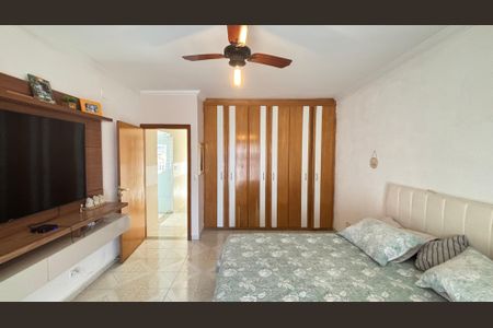 Casa à venda com 210m², 3 quartos e 3 vagas Casa à venda com 210m², 3 quartos e 3 vagasQuarto 2