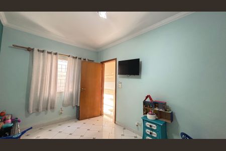 Casa à venda com 210m², 3 quartos e 3 vagas Casa à venda com 210m², 3 quartos e 3 vagasQuarto 1