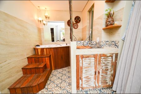 Apartamento à venda com 265m², 4 quartos e 2 vagas Apartamento à venda com 265m², 4 quartos e 2 vagasLavabo social