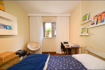 Apartamento à venda com 265m², 4 quartos e 2 vagas Apartamento à venda com 265m², 4 quartos e 2 vagasQuarto2