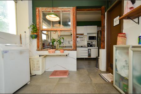 Apartamento à venda com 265m², 4 quartos e 2 vagas Apartamento à venda com 265m², 4 quartos e 2 vagasArea serviço