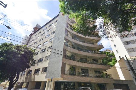 Apartamento à venda com 265m², 4 quartos e 2 vagas Apartamento à venda com 265m², 4 quartos e 2 vagasFachada