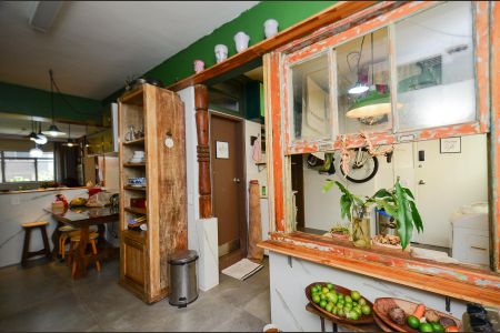 Apartamento à venda com 265m², 4 quartos e 2 vagas Apartamento à venda com 265m², 4 quartos e 2 vagasCozinha