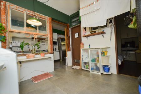 Apartamento à venda com 265m², 4 quartos e 2 vagas Apartamento à venda com 265m², 4 quartos e 2 vagasArea serviço