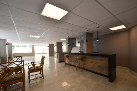Apartamento à venda com 265m², 4 quartos e 2 vagas Apartamento à venda com 265m², 4 quartos e 2 vagasSalão de festas