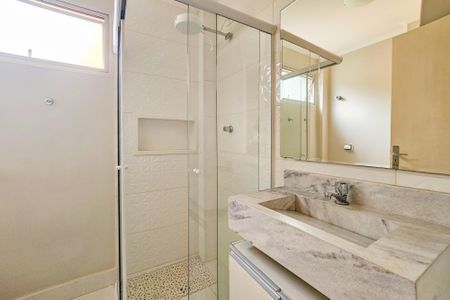 Apartamento para alugar com 105m², 2 quartos e 2 vagasBanheiro