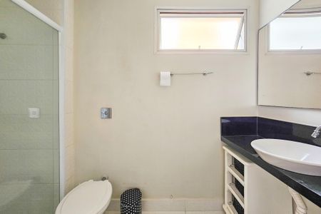 Apartamento para alugar com 105m², 2 quartos e 2 vagasBanheiro da suíte 