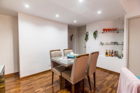 Apartamento à venda com 75m², 2 quartos e 2 vagasSala de Jantar