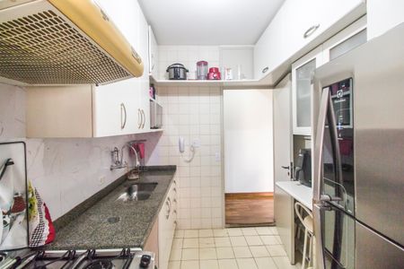 Apartamento à venda com 75m², 2 quartos e 2 vagasCozinha